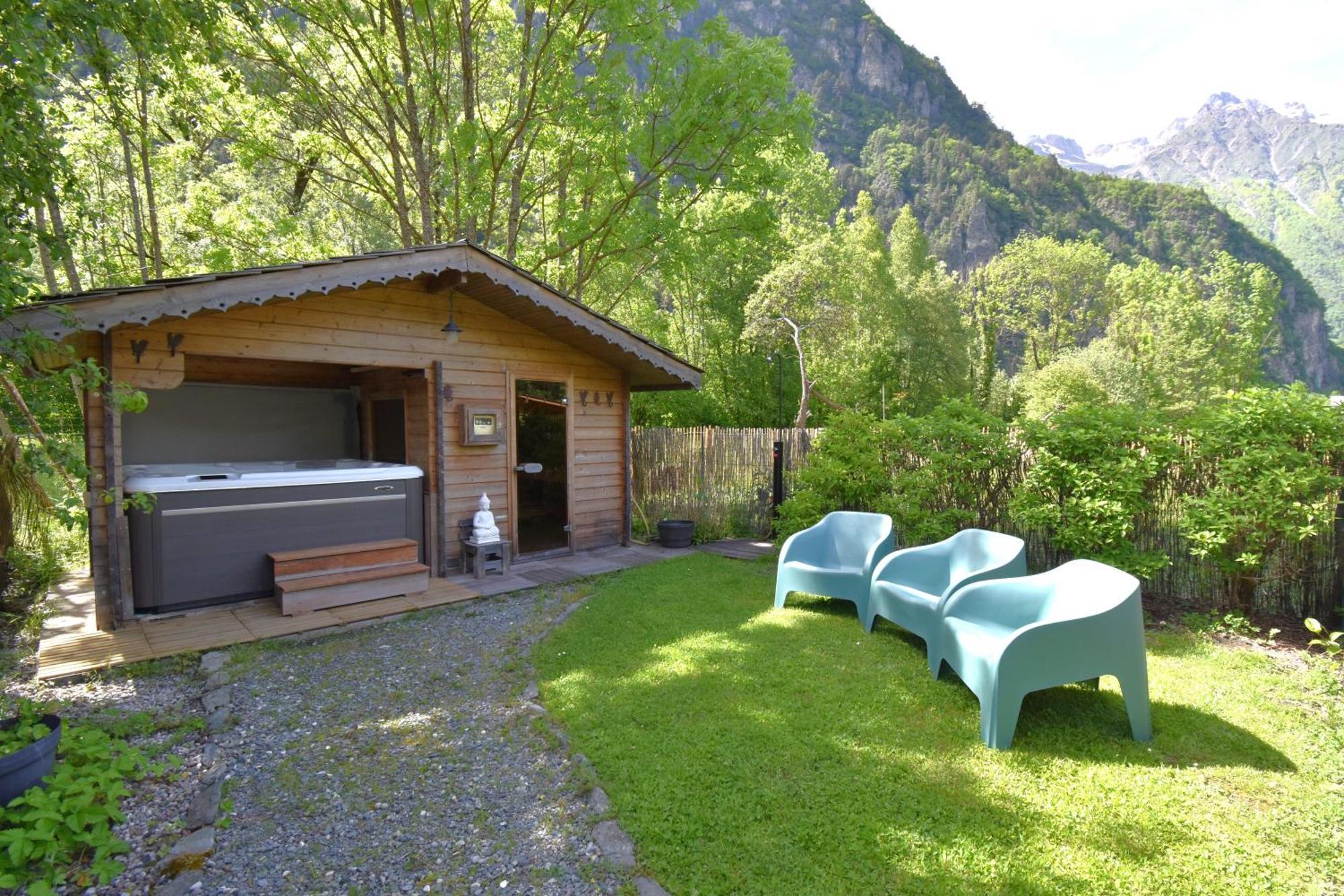 La Cle Des Bois Bed & Breakfast Le Bourg-dʼOisans Exterior foto