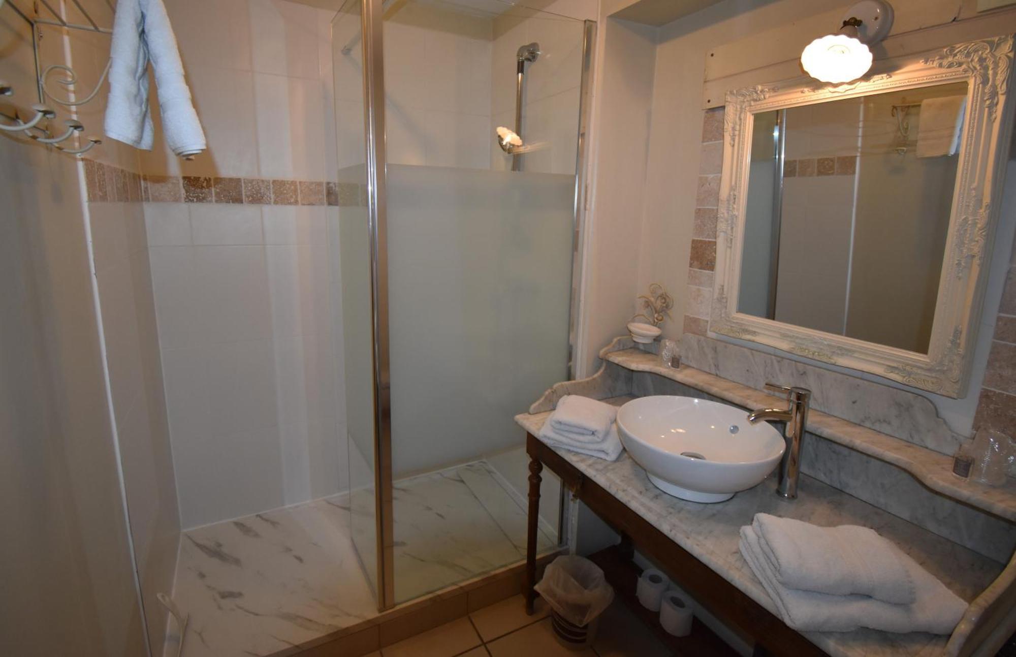 La Cle Des Bois Bed & Breakfast Le Bourg-dʼOisans Exterior foto