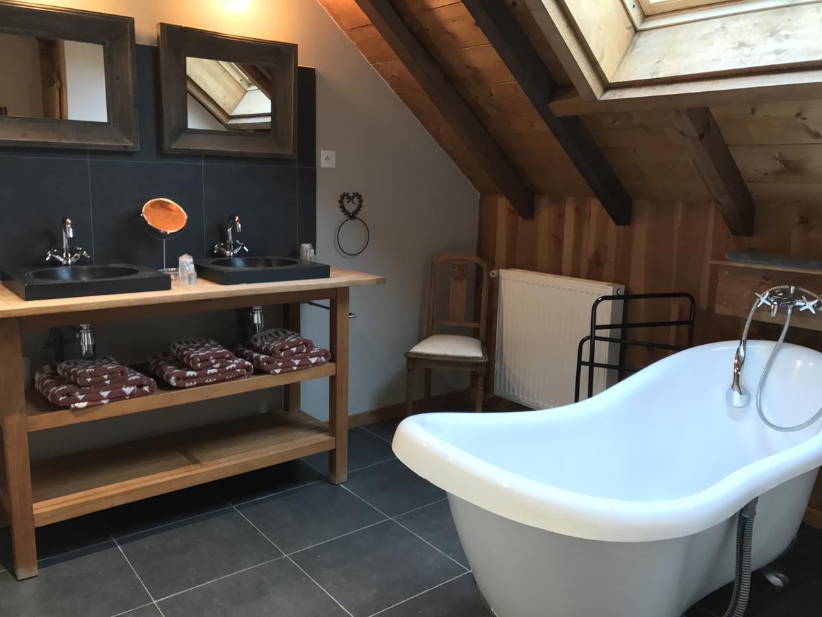 La Cle Des Bois Bed & Breakfast Le Bourg-dʼOisans Exterior foto