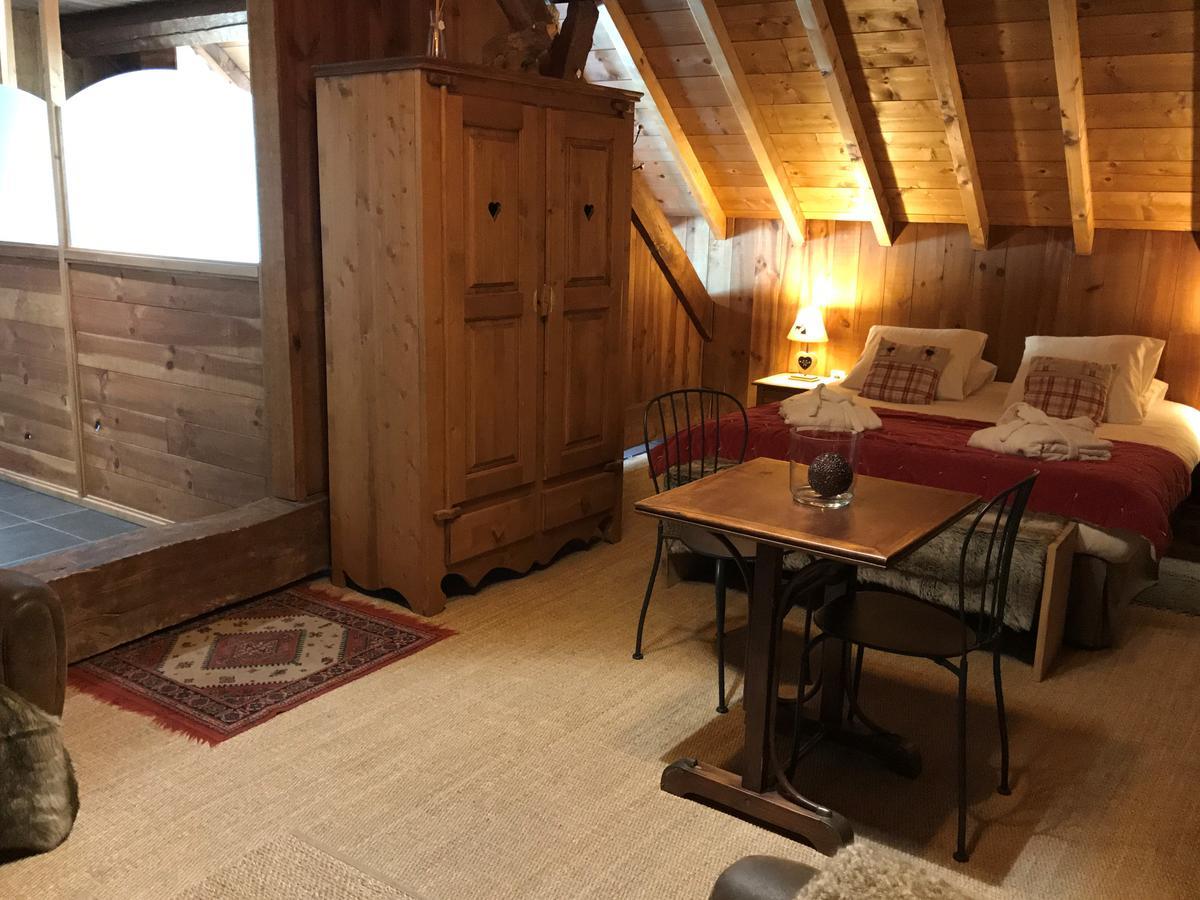 La Cle Des Bois Bed & Breakfast Le Bourg-dʼOisans Exterior foto